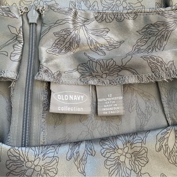 Old Navy Blue/Silver Floral Skirt Size 12 - NWT - Picture 4 of 7